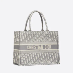 MEDIUM DIOR BOOK TOTE Gray Dior Oblique Embroidery (36 x 27.5 x 16.5 cm)