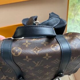 Louis Vuitton Christopher PM M43735 photo review