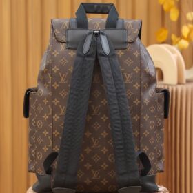 Louis Vuitton Christopher PM M43735 photo review